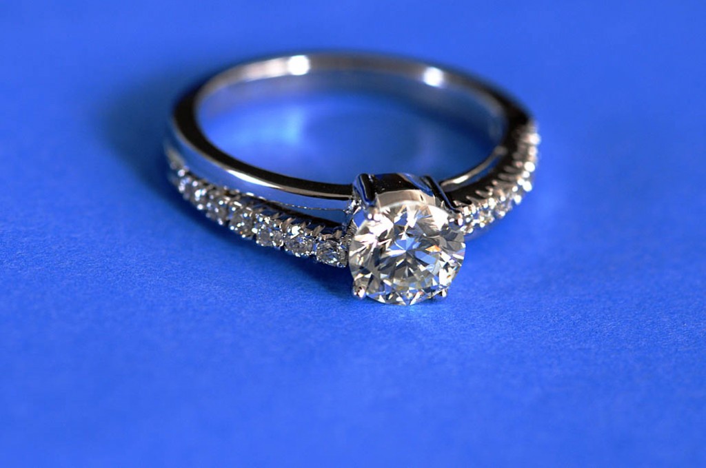 Diamond ring. Photo: Wikipedia.